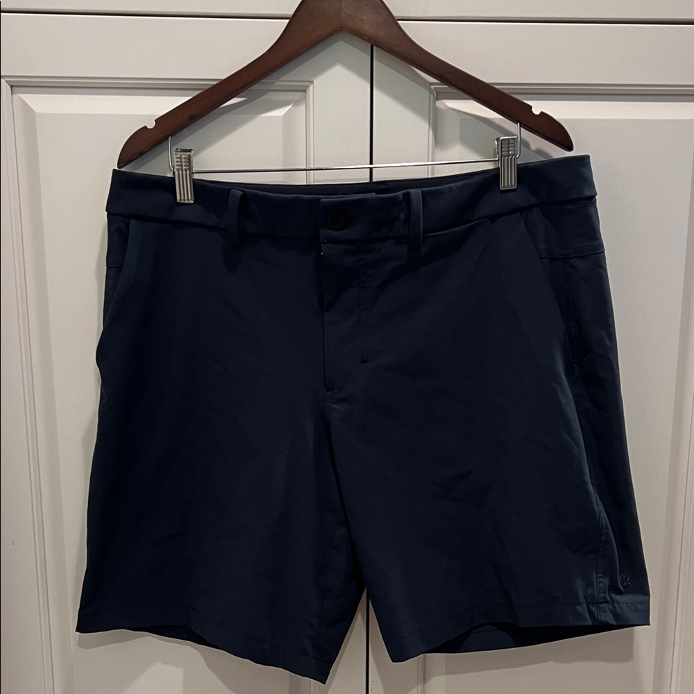 Lululemon Men's Navy Performance Shorts 🩳 navy blue sz 36/8.nice